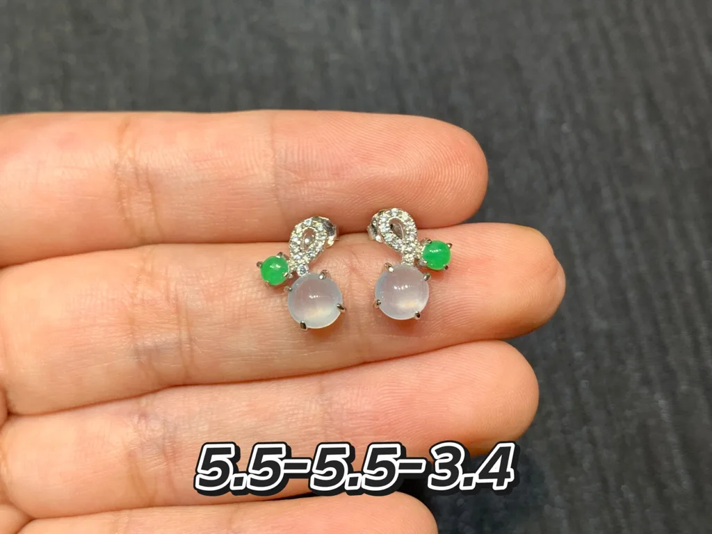 高冰荧光天然翡翠蛋面耳钉 S925 银 · 编号 308F（图 1）
