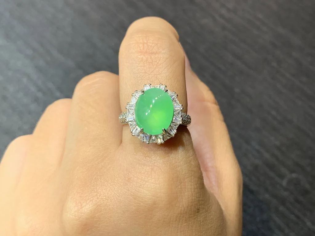 High-Icy Glowing Green Natural Jadeite Cabochon Ring — S925 Silver · No. F459 (photo 5)