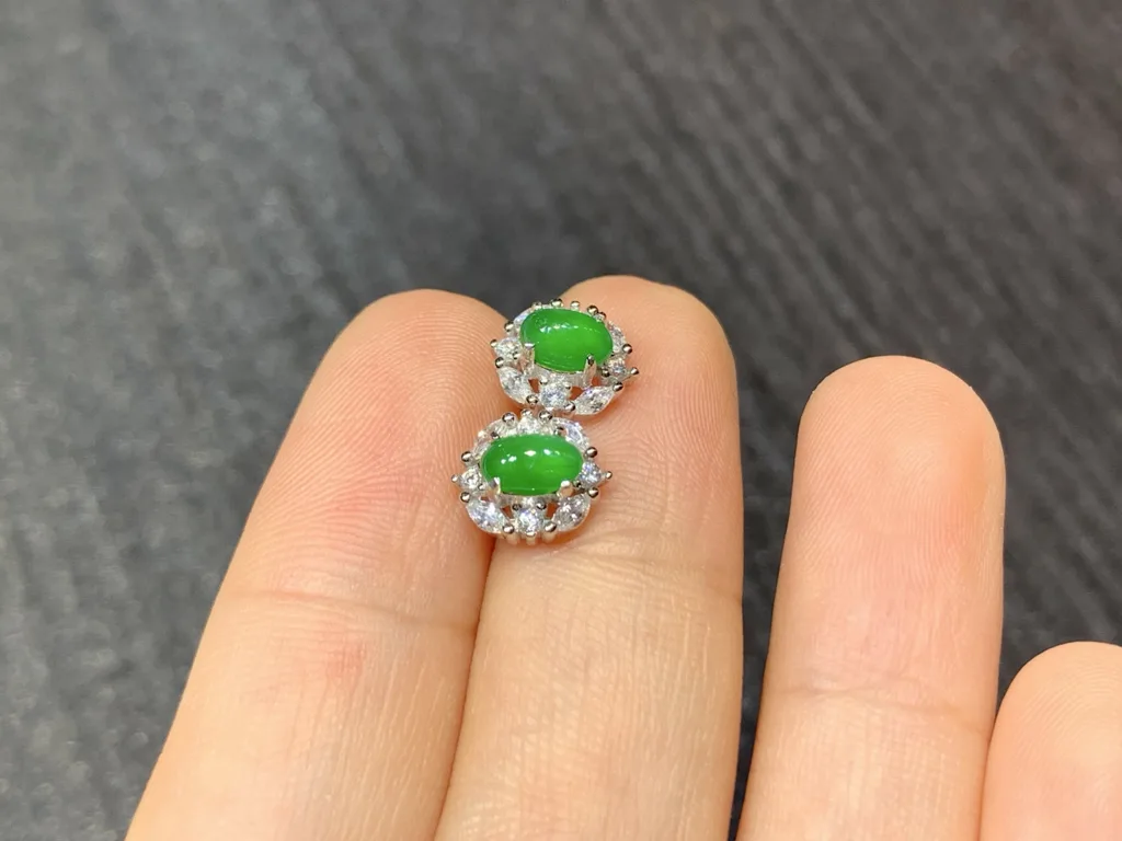 High-Icy Intense Vivid Green Natural Jadeite Cabochon Stud Earrings — S925 Silver · No. 5DB5 (photo 4)