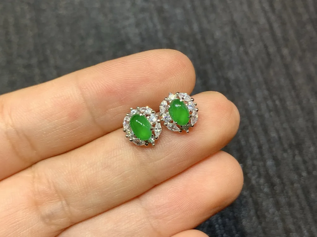 High-Icy Intense Vivid Green Natural Jadeite Cabochon Stud Earrings — S925 Silver · No. 5DB5 (photo 2)