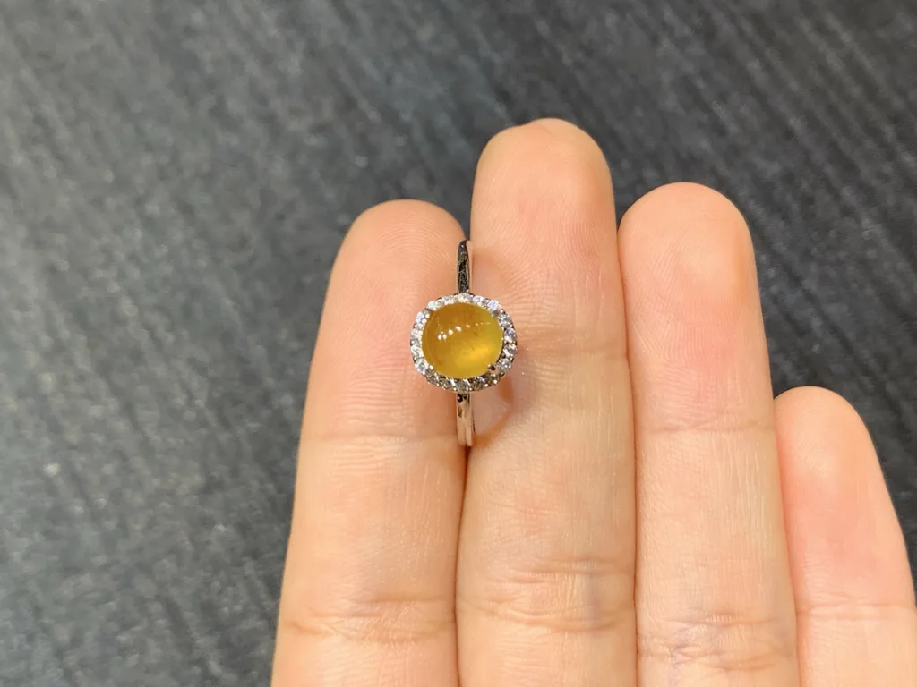 High-Icy Honey Yellow Natural Jadeite Cabochon Ring — S925 Silver · No. 74B1 (photo 3)