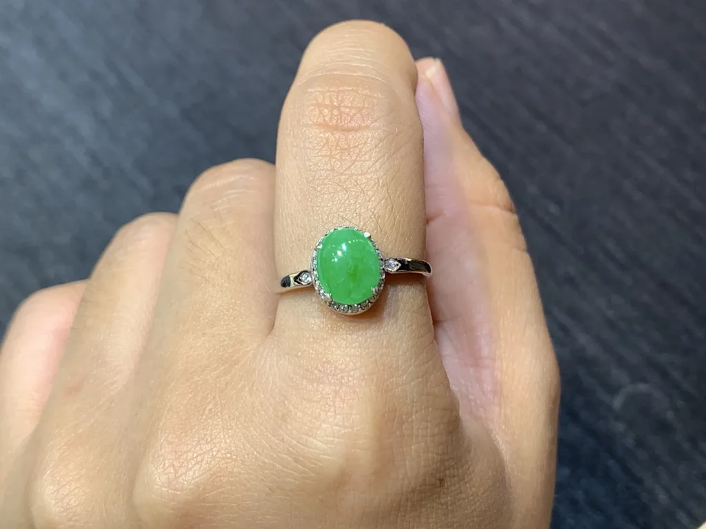Icy Vivid Green Natural Jadeite Cabochon Ring — S925 Silver · No. 9393 (photo 5)