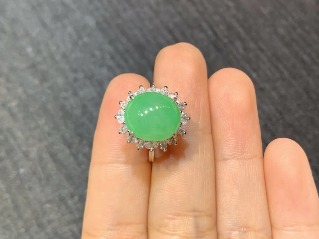 Icy Vivid Green Natural Jadeite Cabochon Ring — S925 Silver · No. 9E48 (photo 3)