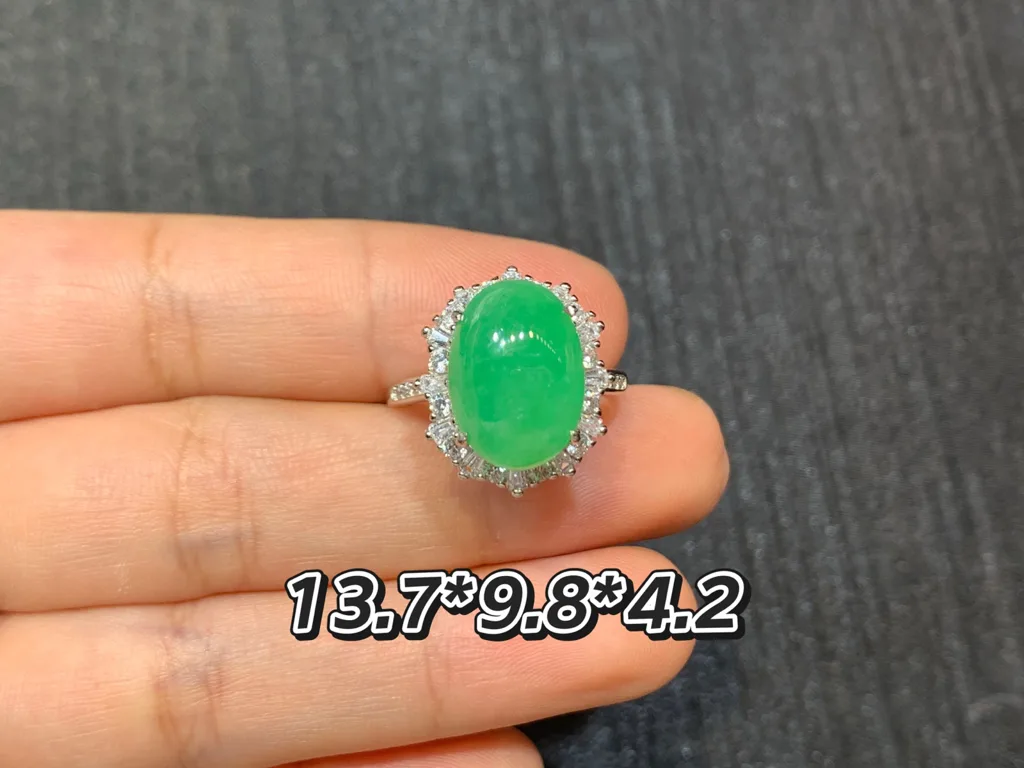 Icy Vivid Green Natural Jadeite Cabochon Ring — S925 Silver · No. 7183 (photo 1)
