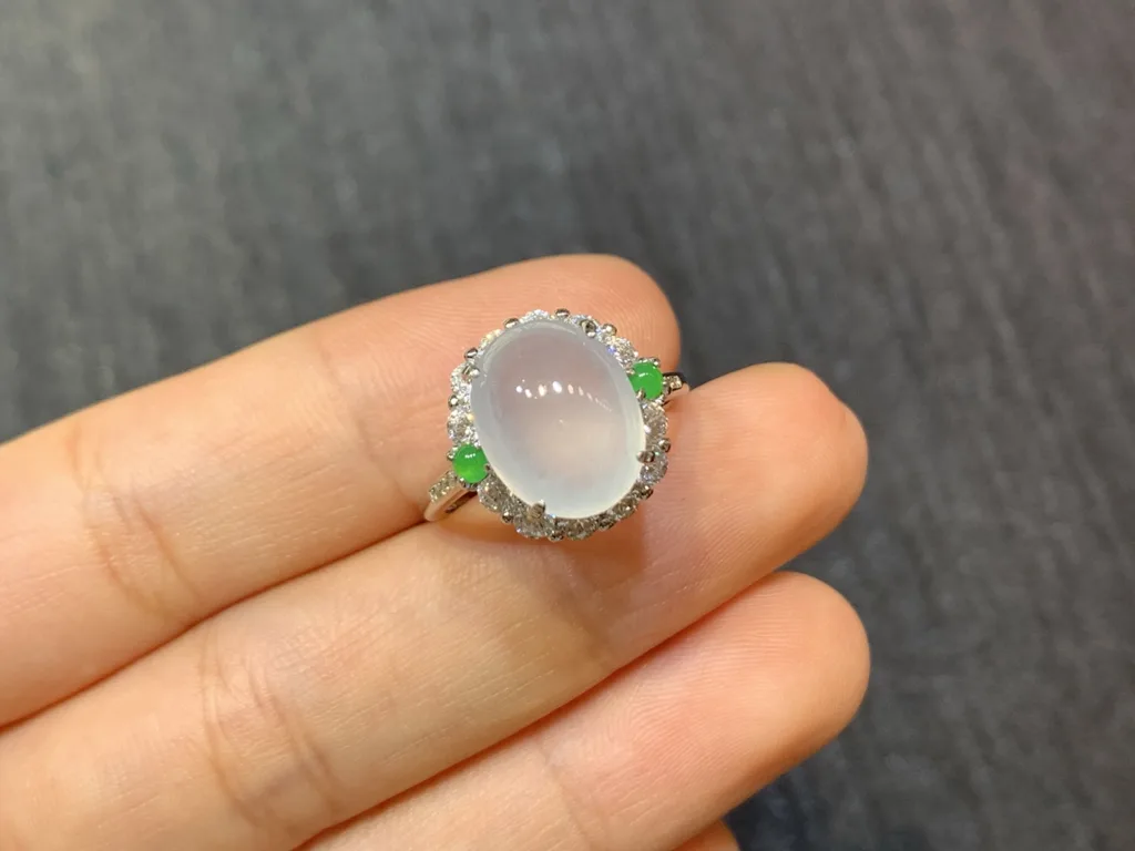 高冰荧光天然翡翠蛋面戒指 S925 银 · 编号 790E（图 2）