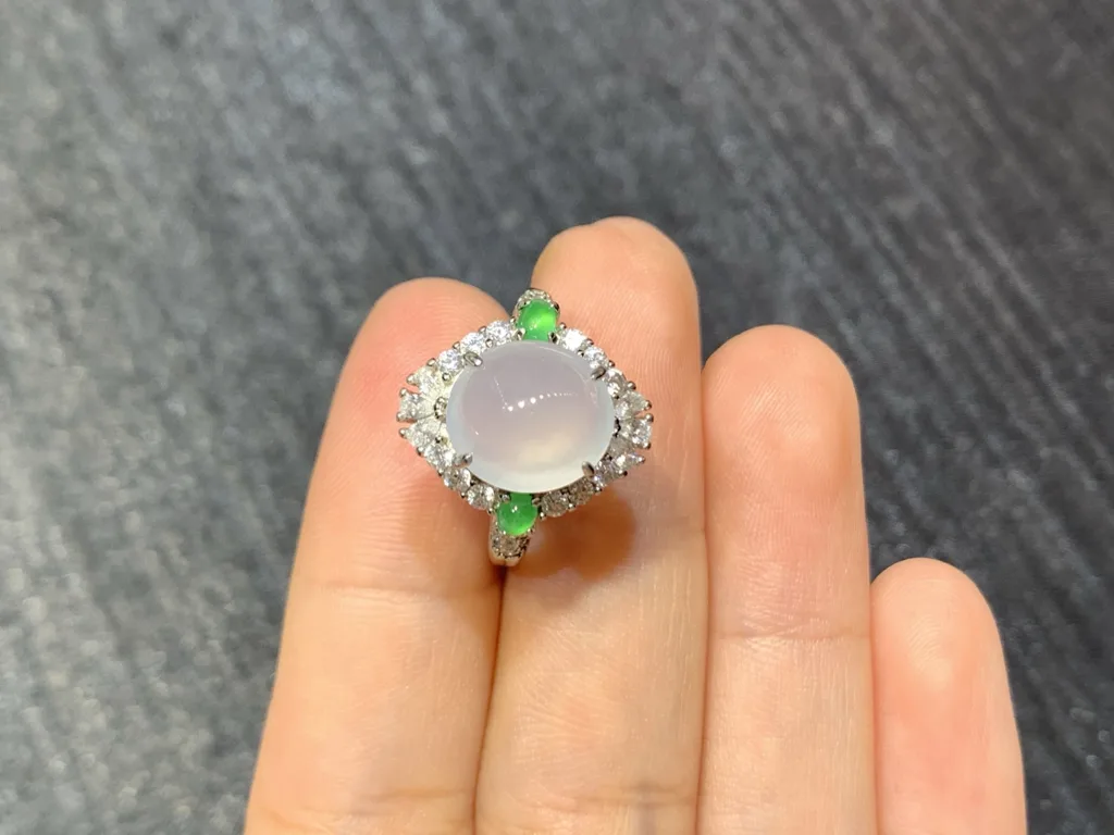 高冰荧光天然翡翠蛋面戒指 S925 银 · 编号 6D98（图 3）