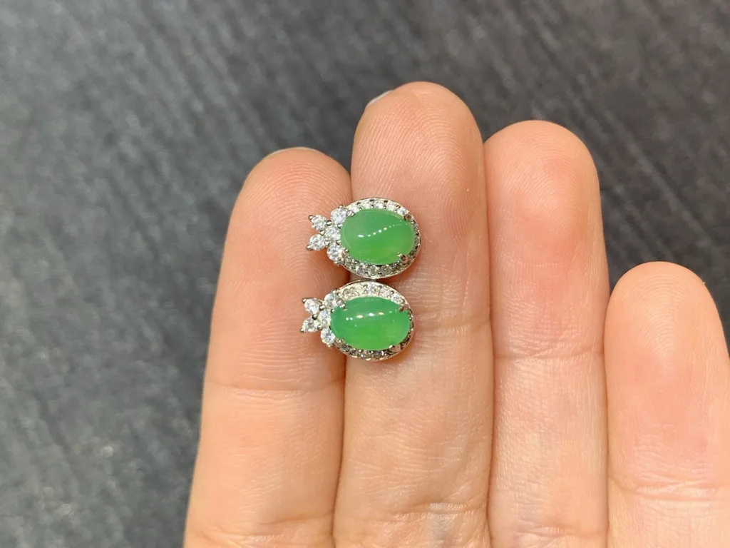 Icy Vivid Green Natural Jadeite Cabochon Stud Earrings — S925 Silver · No. 2277 (photo 3)