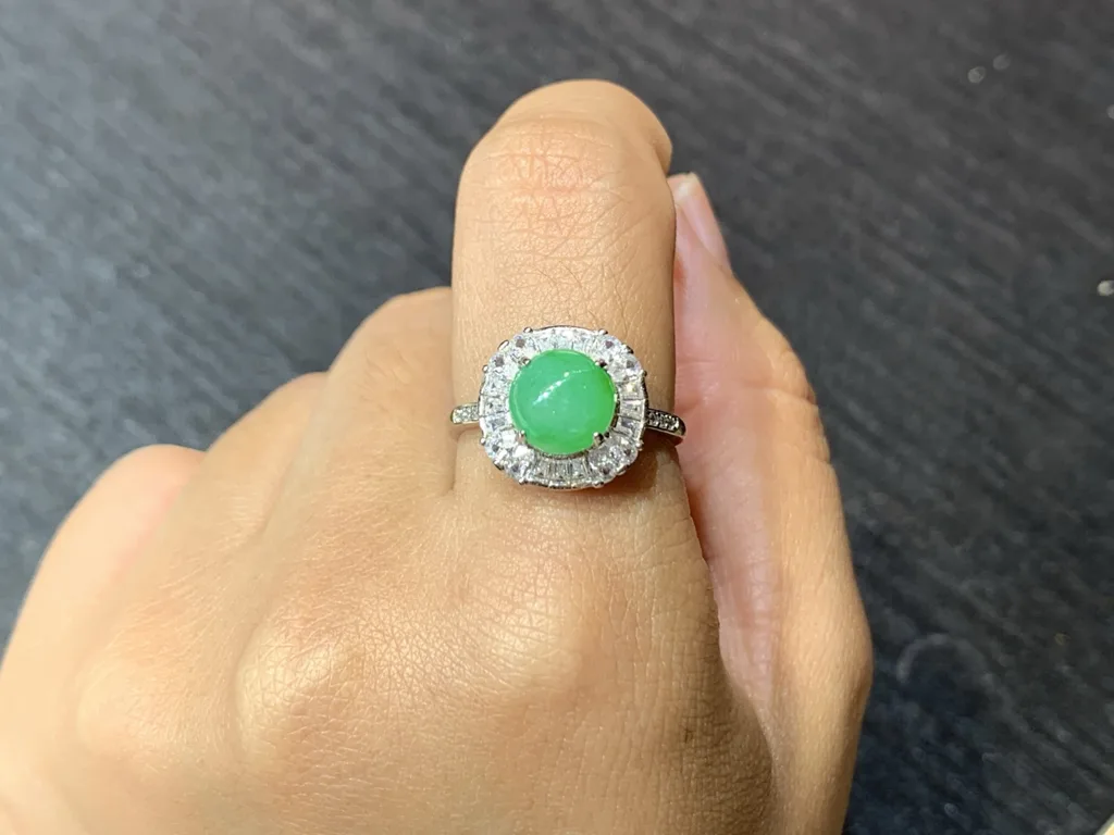 Icy Vivid Green Natural Jadeite Cabochon Ring — S925 Silver · No. 8993 (photo 5)