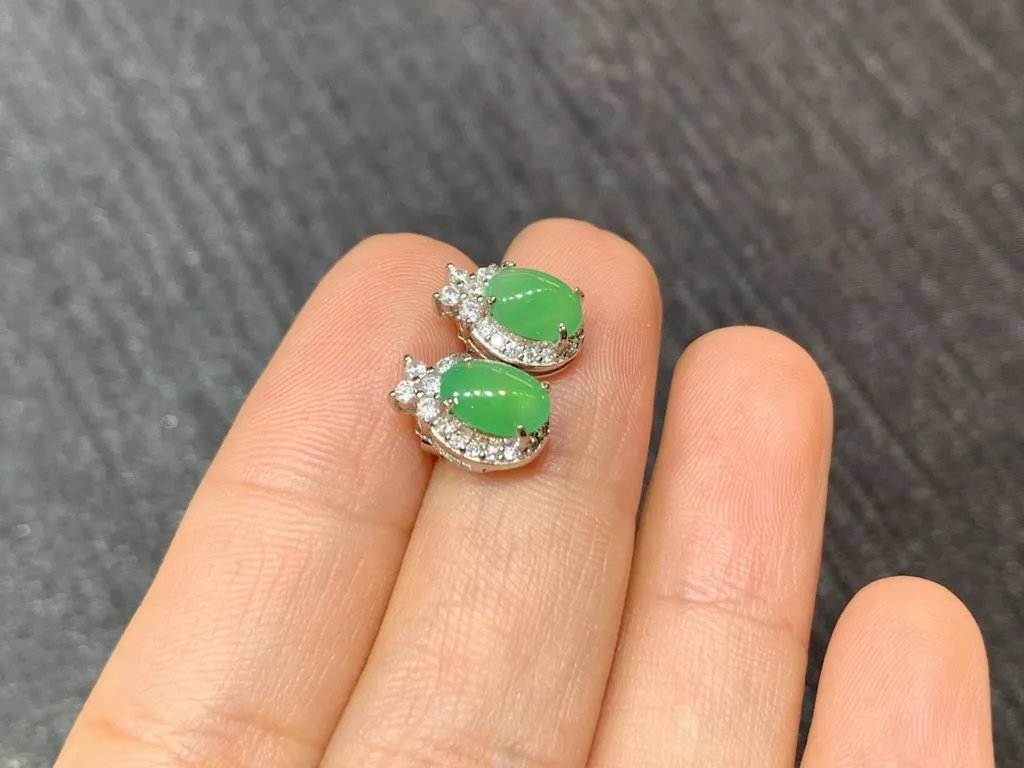 Icy Vivid Green Natural Jadeite Cabochon Stud Earrings — S925 Silver · No. 2277 (photo 4)