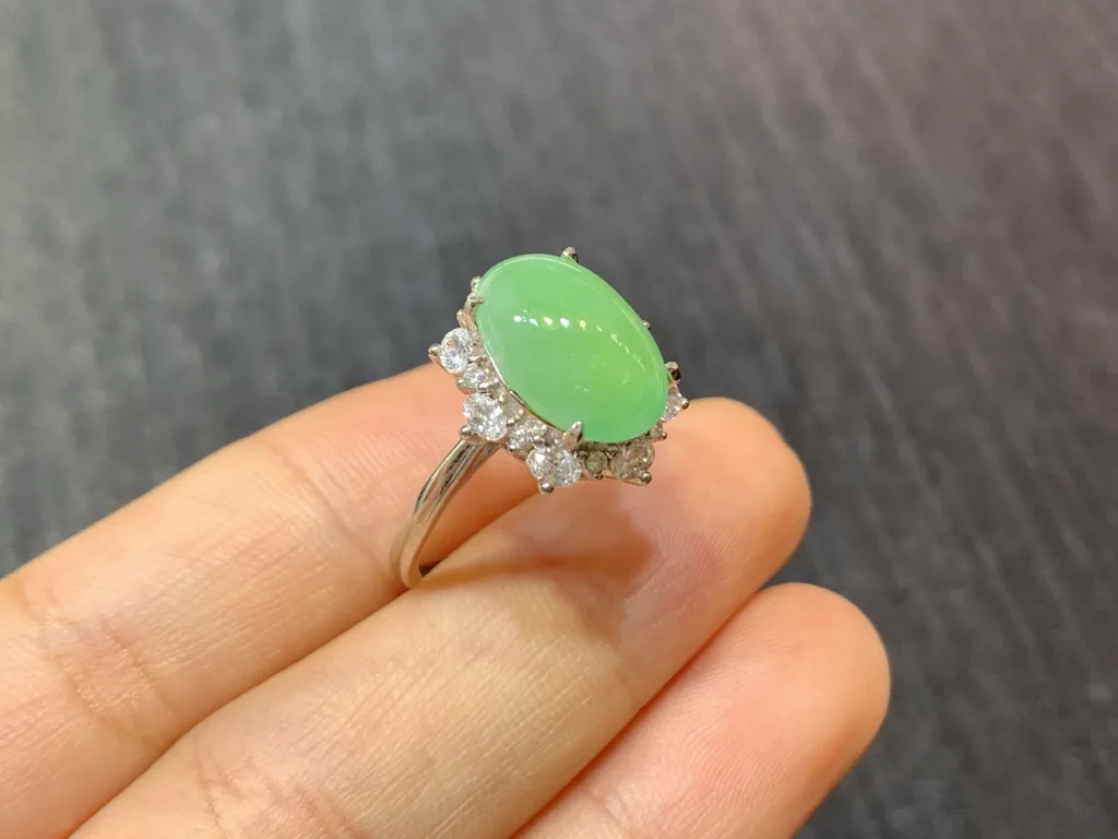 High-Icy Vivid Green Natural Jadeite Cabochon Ring — S925 Silver · No. D0AD (photo 4)