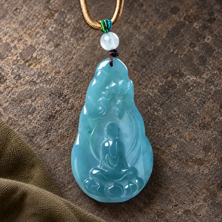 Can You Use an Ultrasonic Cleaner on Jade? Check the Whole Pendant