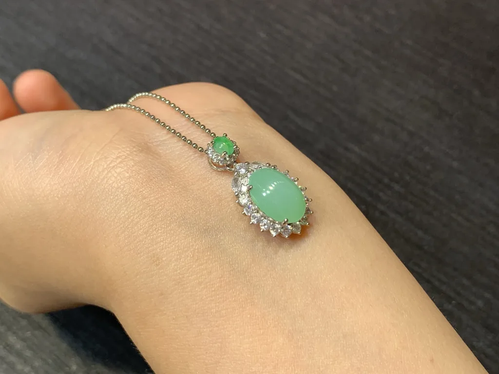 Icy Soft Green Natural Jadeite Cabochon Pendant — S925 Silver · No. 06F6 (photo 4)