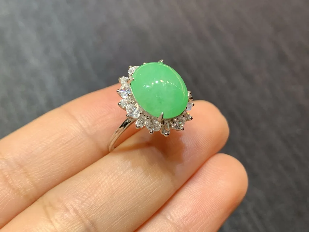 Icy Vivid Green Natural Jadeite Cabochon Ring — S925 Silver · No. 9E48 (photo 4)